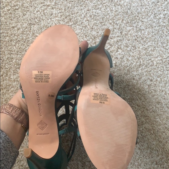 Antonio Melani Teal Cages Sandals - Picture 4 of 5